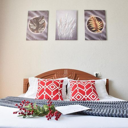 Yourhouse Микрорайон Жетысу-2, Дом 69 Almatı Dış mekan fotoğraf